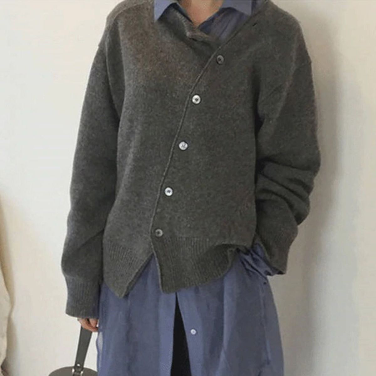 Van Meren Mode | Comodo Gilet met Speelse Knopen Detail