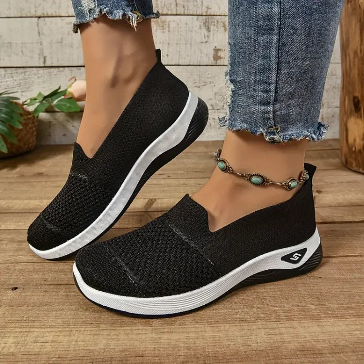 Azalea - Instap Sneakers