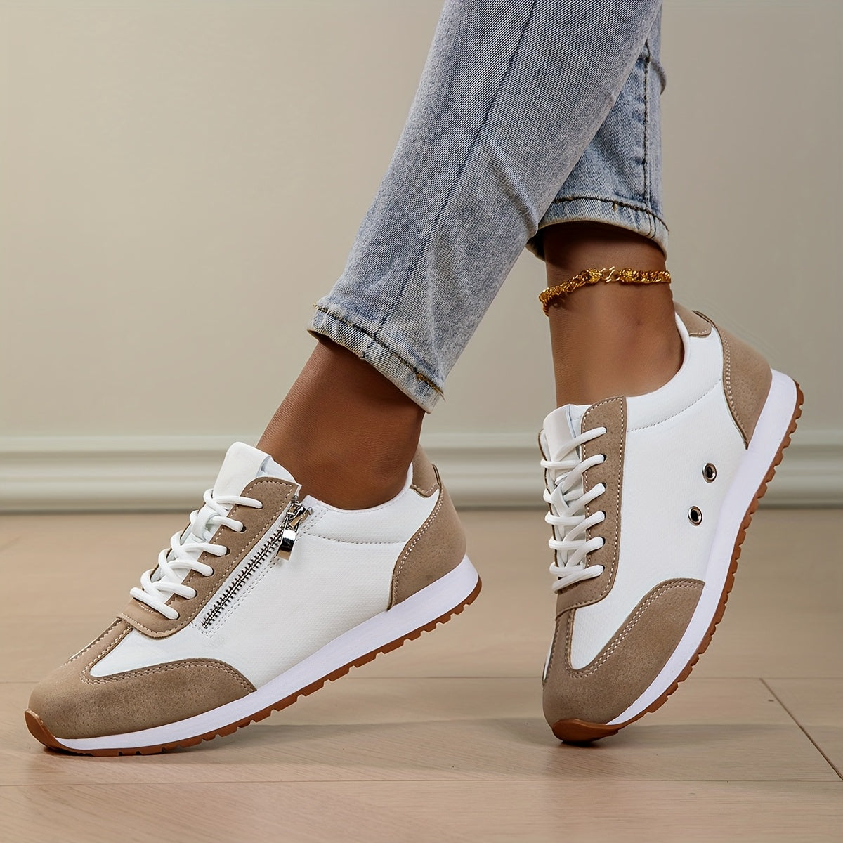Zara - Sneakers met Veters en Rits