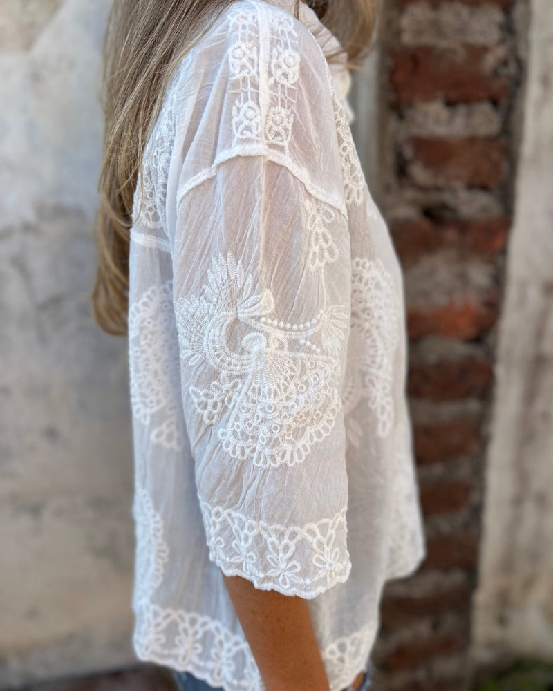 Van Meren Mode | CHIQUE KANTEN GEBORDUURDE BLOUSE