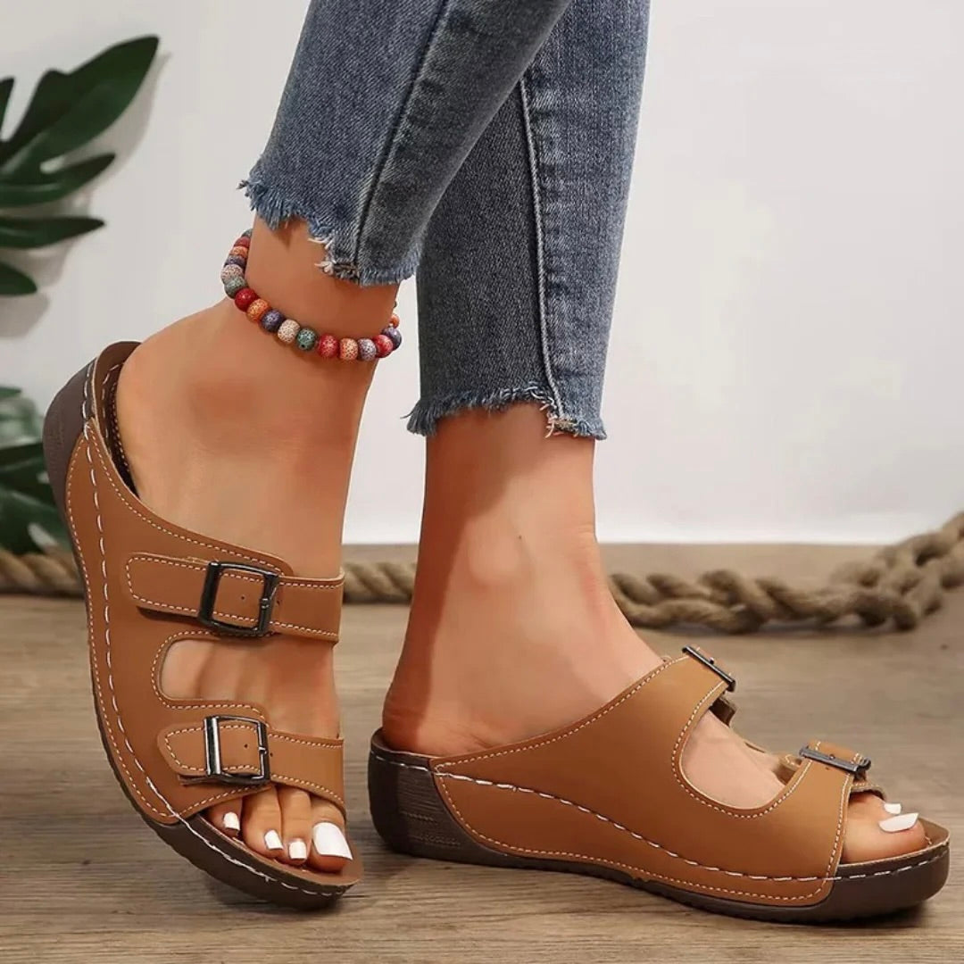 Delia | Sandals