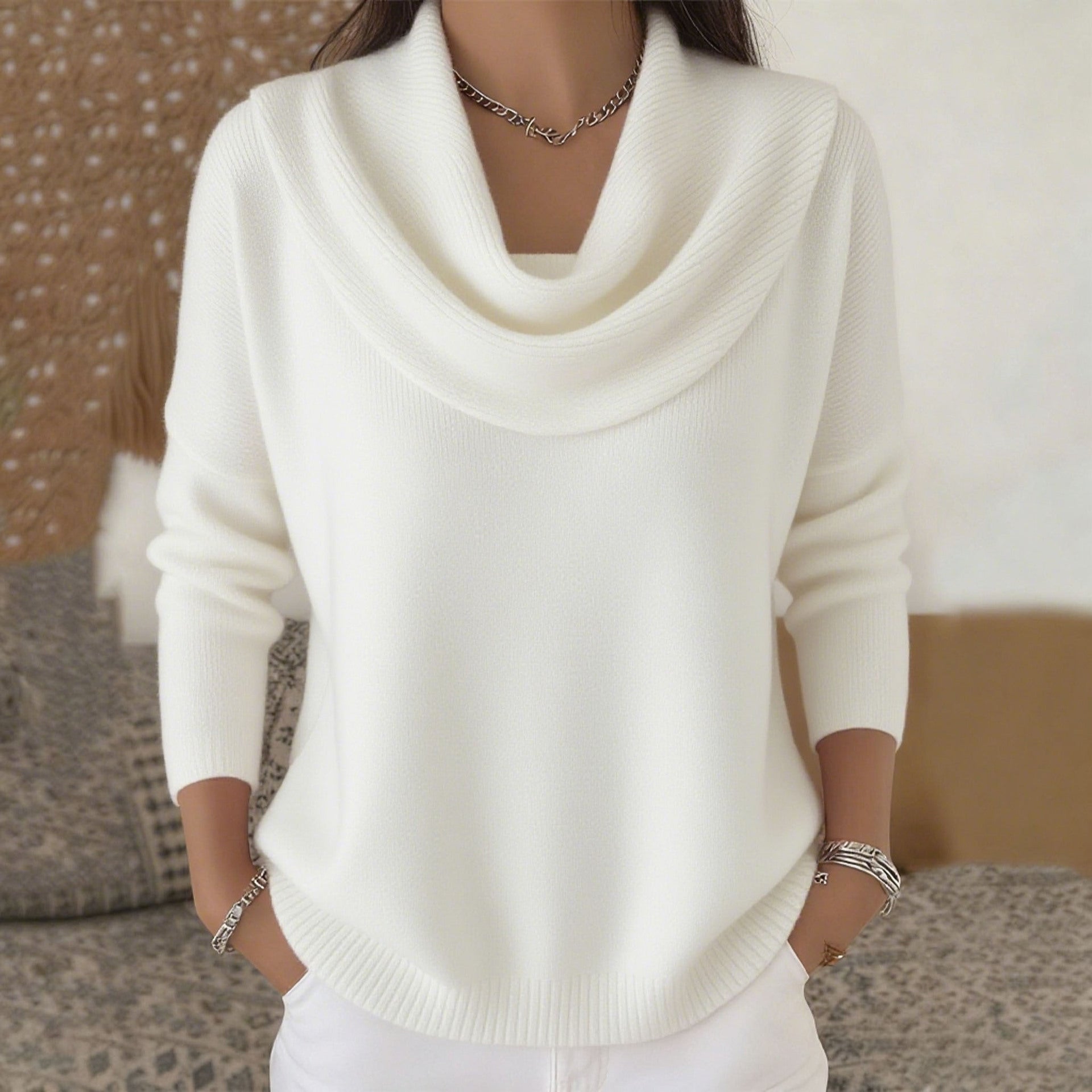Clara - Jumper with Collar