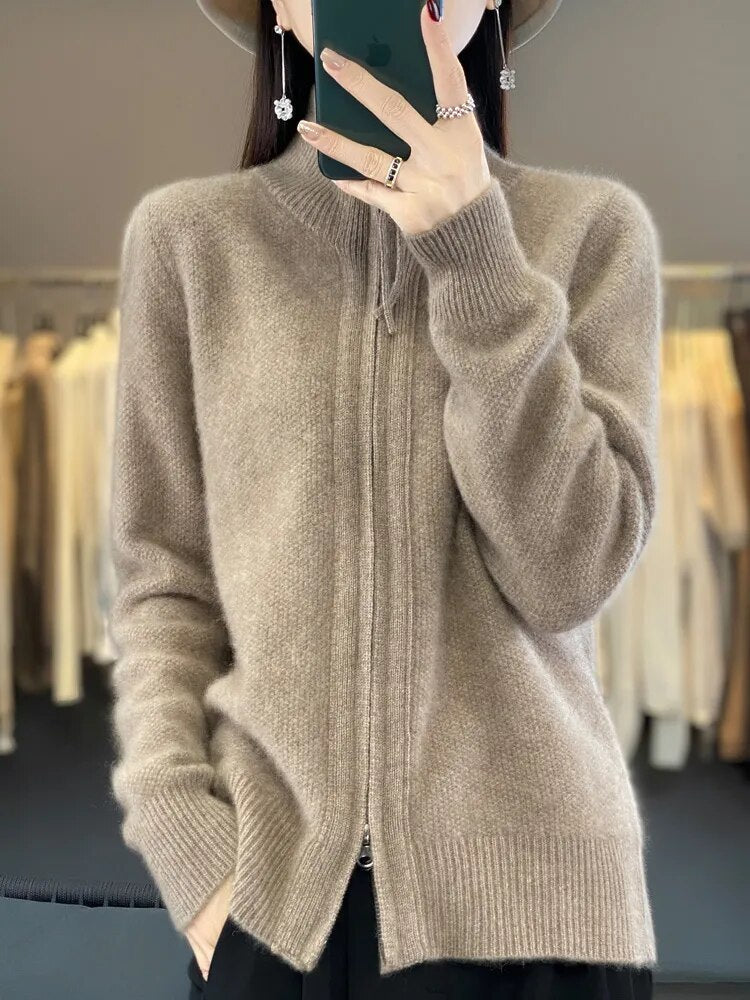 Van Meren Mode | Cozy Zip-Up Cardigan