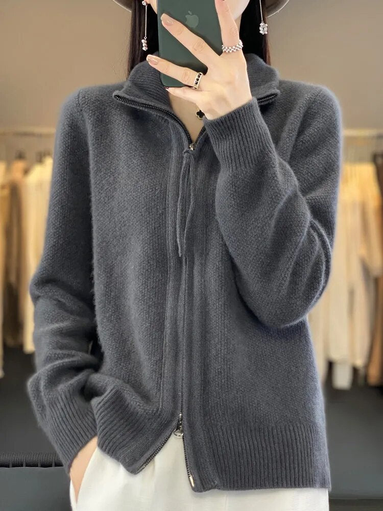 Van Meren Mode | Cozy Zip-Up Cardigan