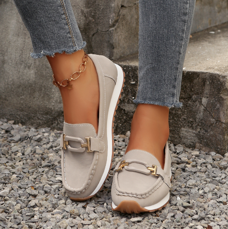 Emelia - Loafers met Gesp