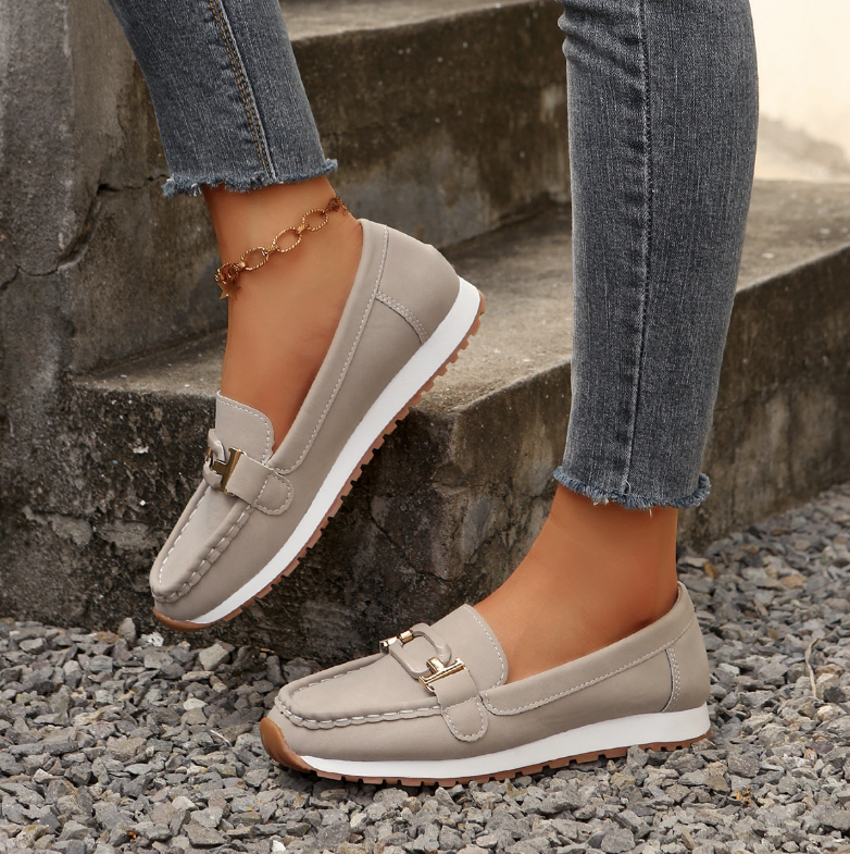 Emelia - Loafers met Gesp