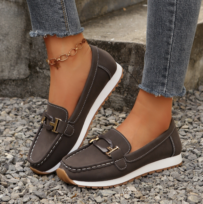 Emelia - Loafers met Gesp