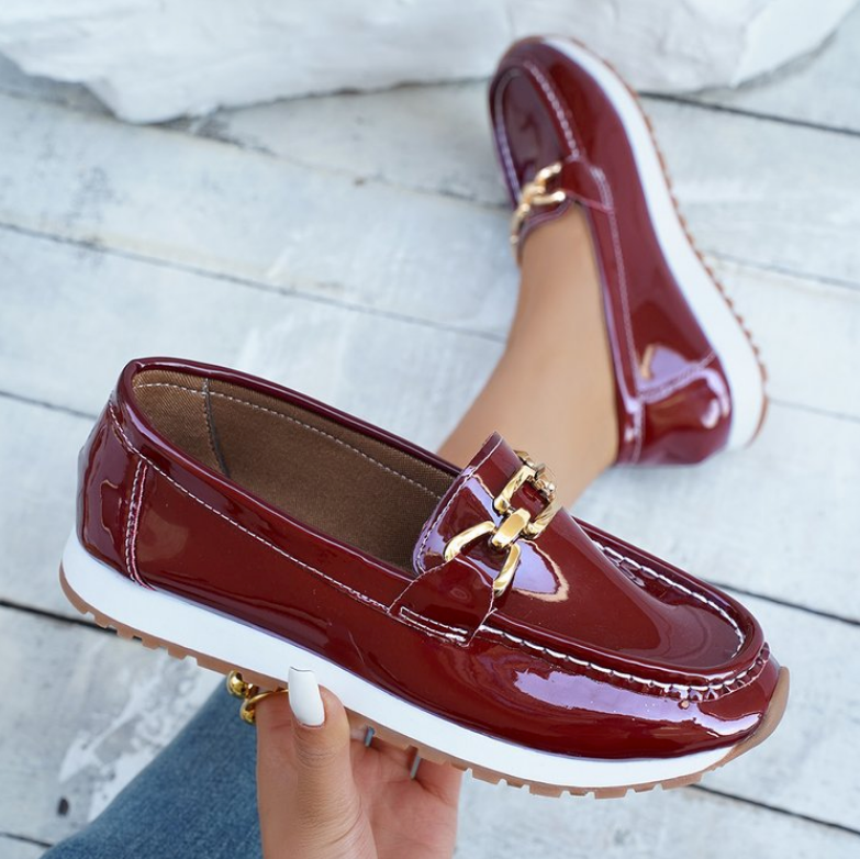 Eleanor - Bordeauxrode Loafers met Gesp