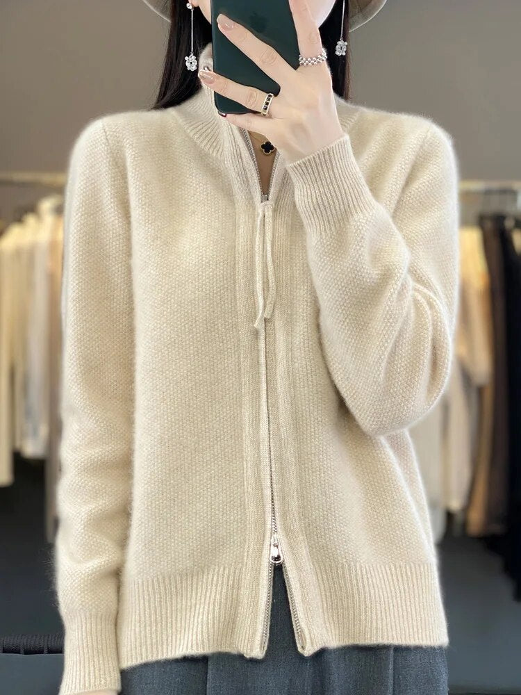 Van Meren Mode | Cozy Zip-Up Cardigan
