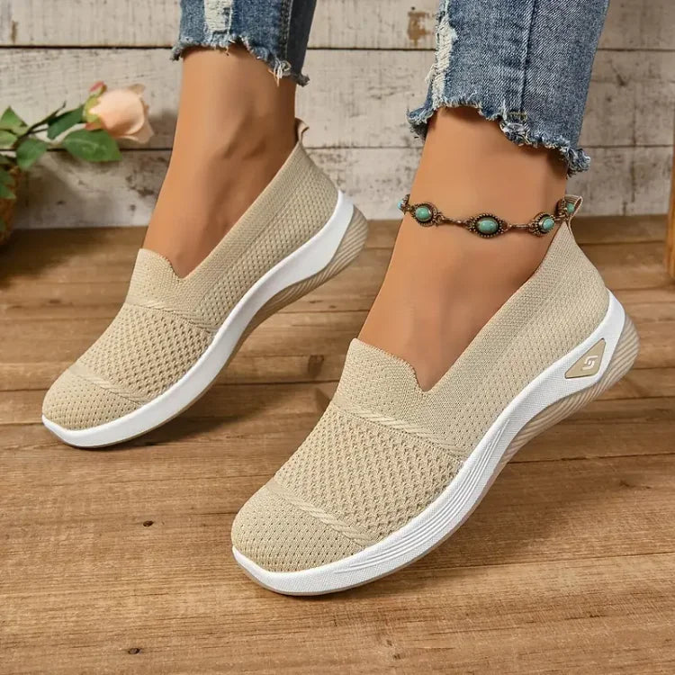 Azalea - Instap Sneakers