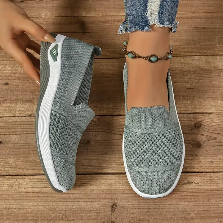 Azalea - Instap Sneakers