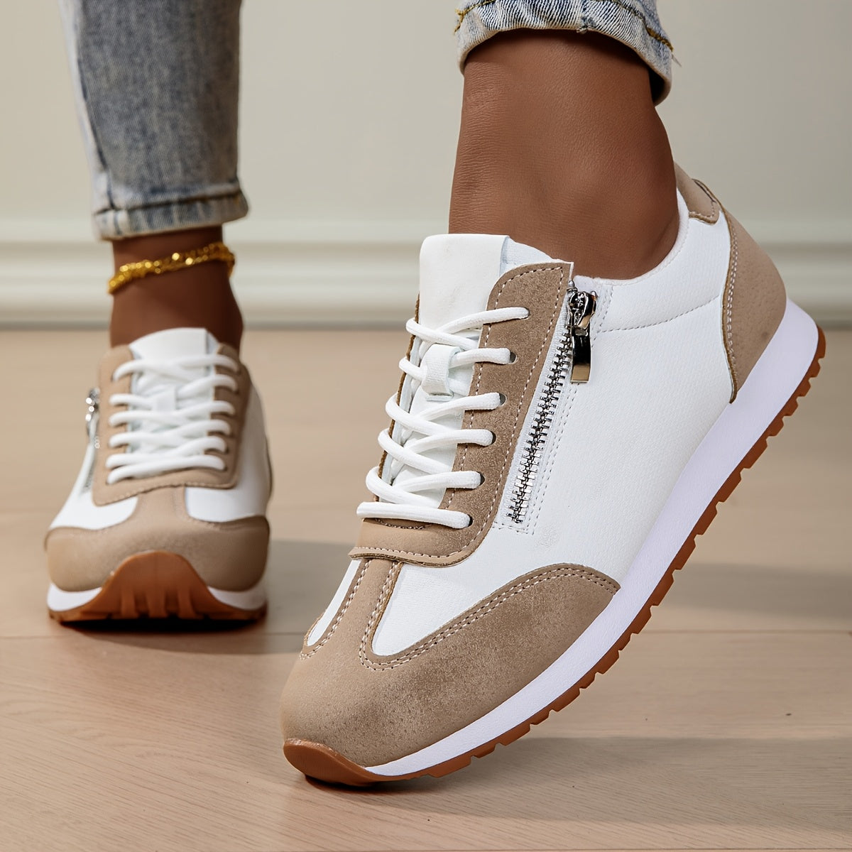 Zara - Sneakers met Veters en Rits