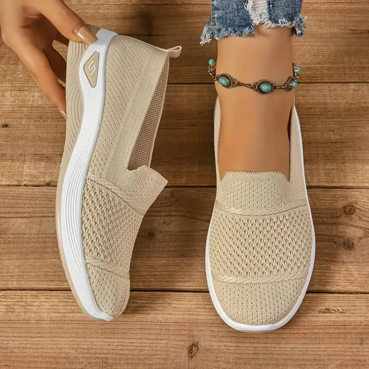 Azalea - Instap Sneakers