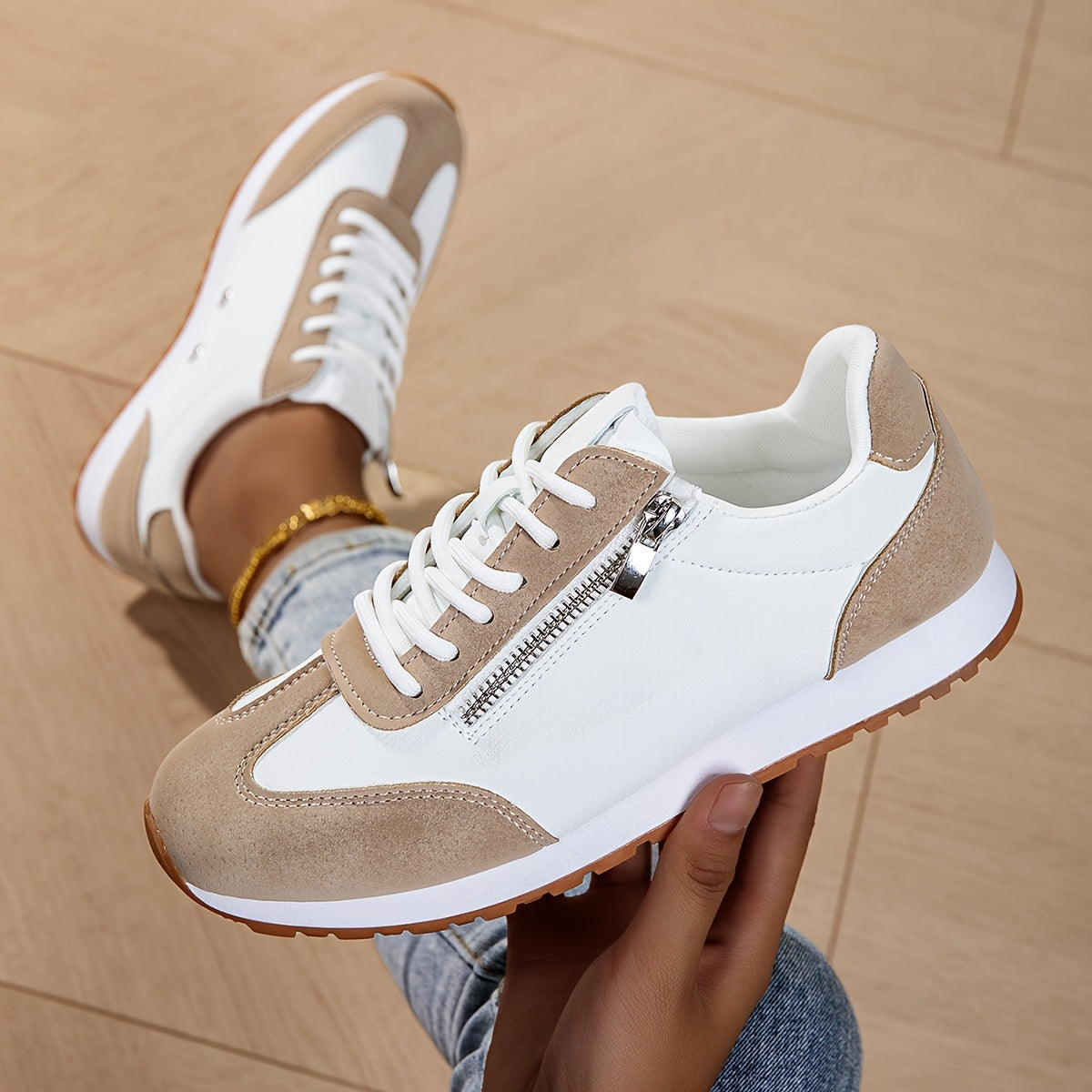 Zara - Sneakers met Veters en Rits